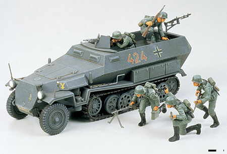 Tamiya German Mtl.SPW SDkfz.251 Ausf D Halftrack (+4 figurky) 1/35